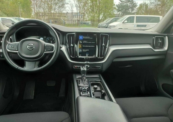 Volvo XC 60 cena 129900 przebieg: 120970, rok produkcji 2019 z Piechowice małe 742